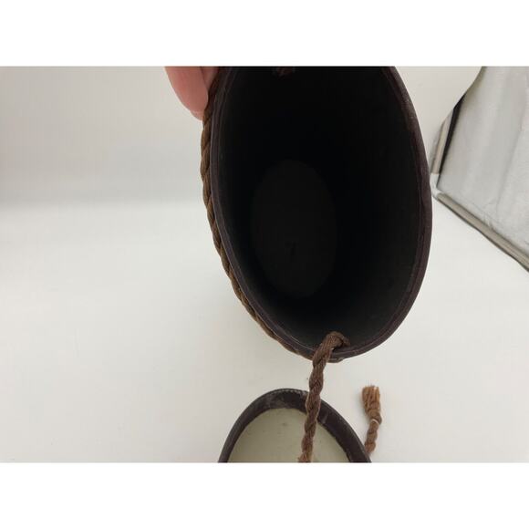 VTG Oval Cardboard Gift Box 13" x 7" x 4.5" Wide w/ Lid & Rope Country Core - Picture 12 of 13